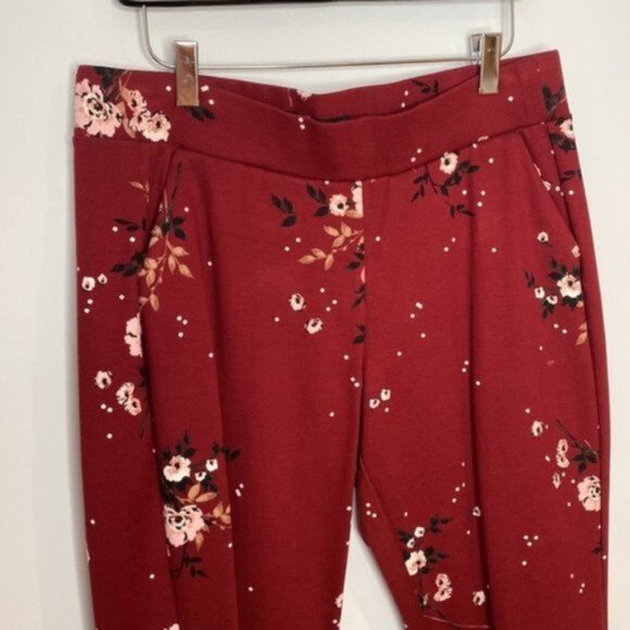 Torrid Women Burgundy All Over Floral Print Trousers Size 00 - Picture 3 of 12